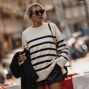 Zara Old Money Style Navy White Stripe Sweater, Small